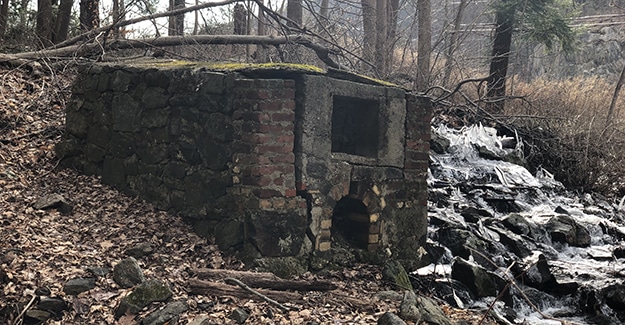 Old Oven on the Ives Trail