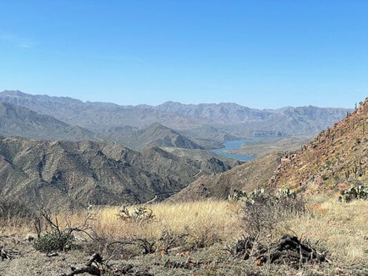 Mazatzal Mountain View leaving Roosevelt Lake