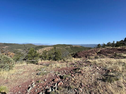 View out towards the plateaus from the Arizona Trail